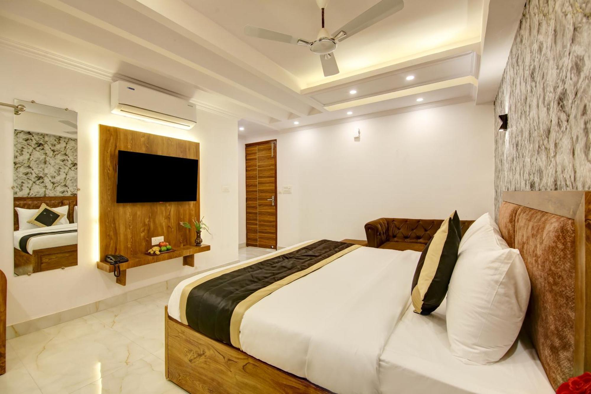Hotel The Emporio Grand Near Vaishali Metro Station Ghaziabad Eksteriør bilde