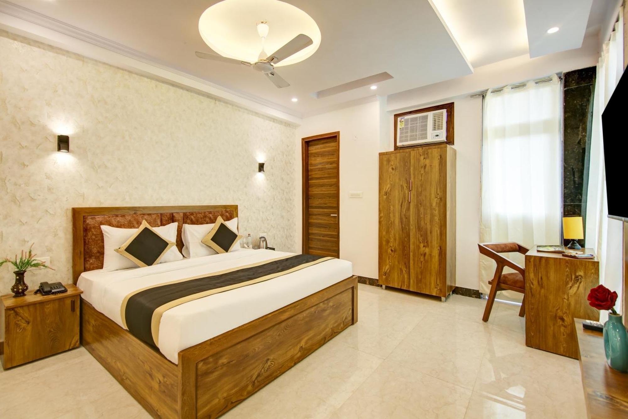 Hotel The Emporio Grand Near Vaishali Metro Station Ghaziabad Eksteriør bilde