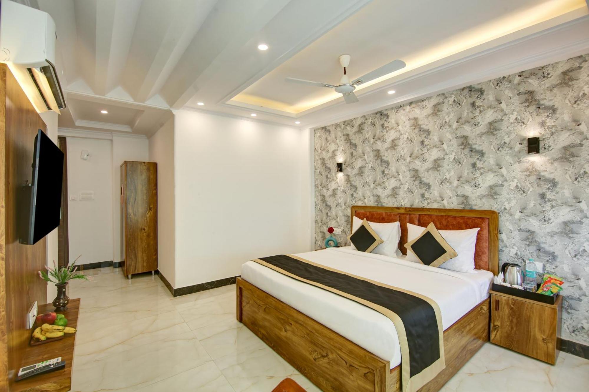Hotel The Emporio Grand Near Vaishali Metro Station Ghaziabad Eksteriør bilde