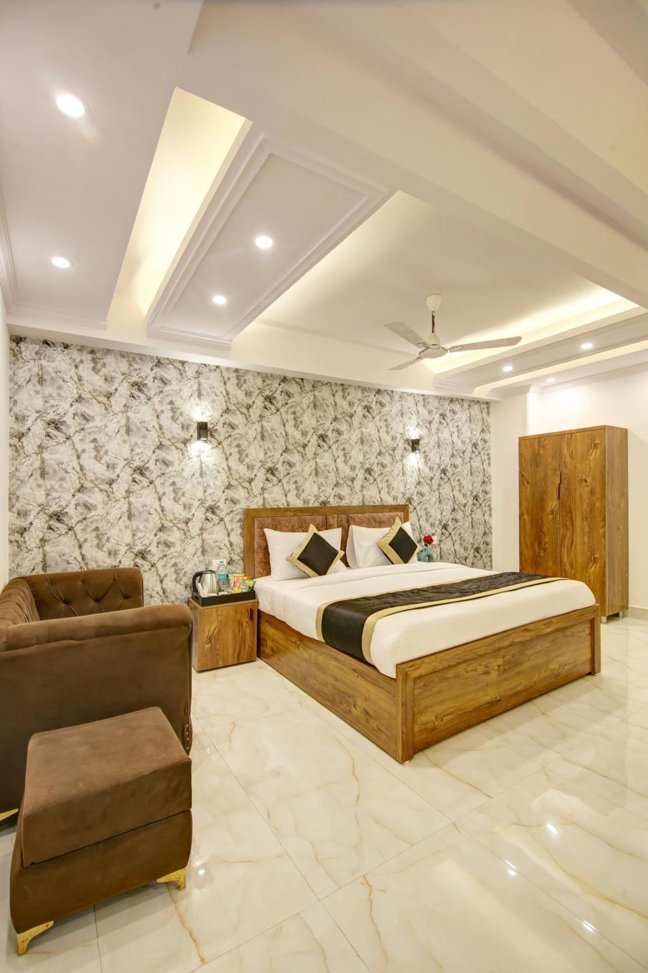 Hotel The Emporio Grand Near Vaishali Metro Station Ghaziabad Eksteriør bilde
