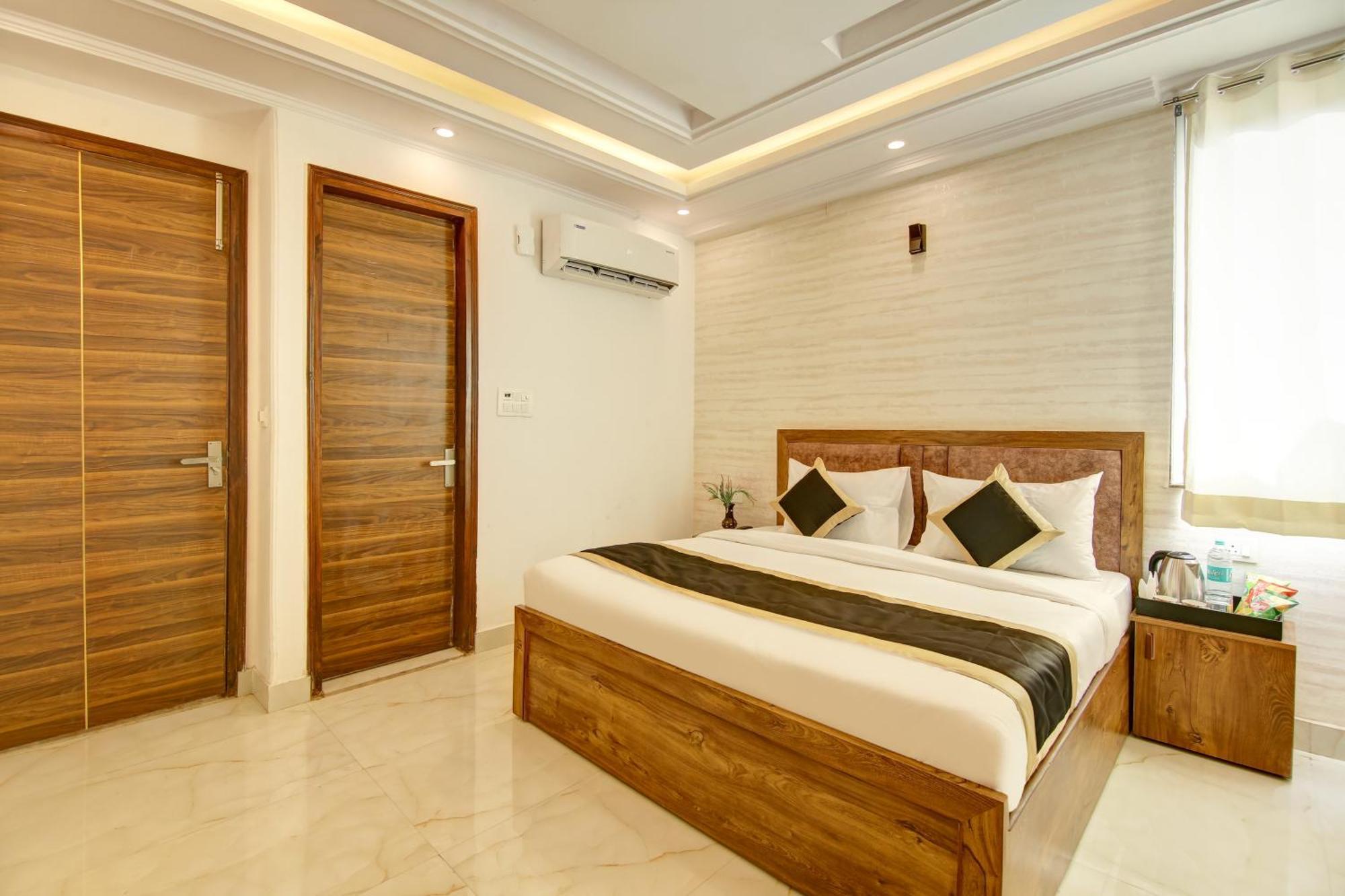 Hotel The Emporio Grand Near Vaishali Metro Station Ghaziabad Eksteriør bilde
