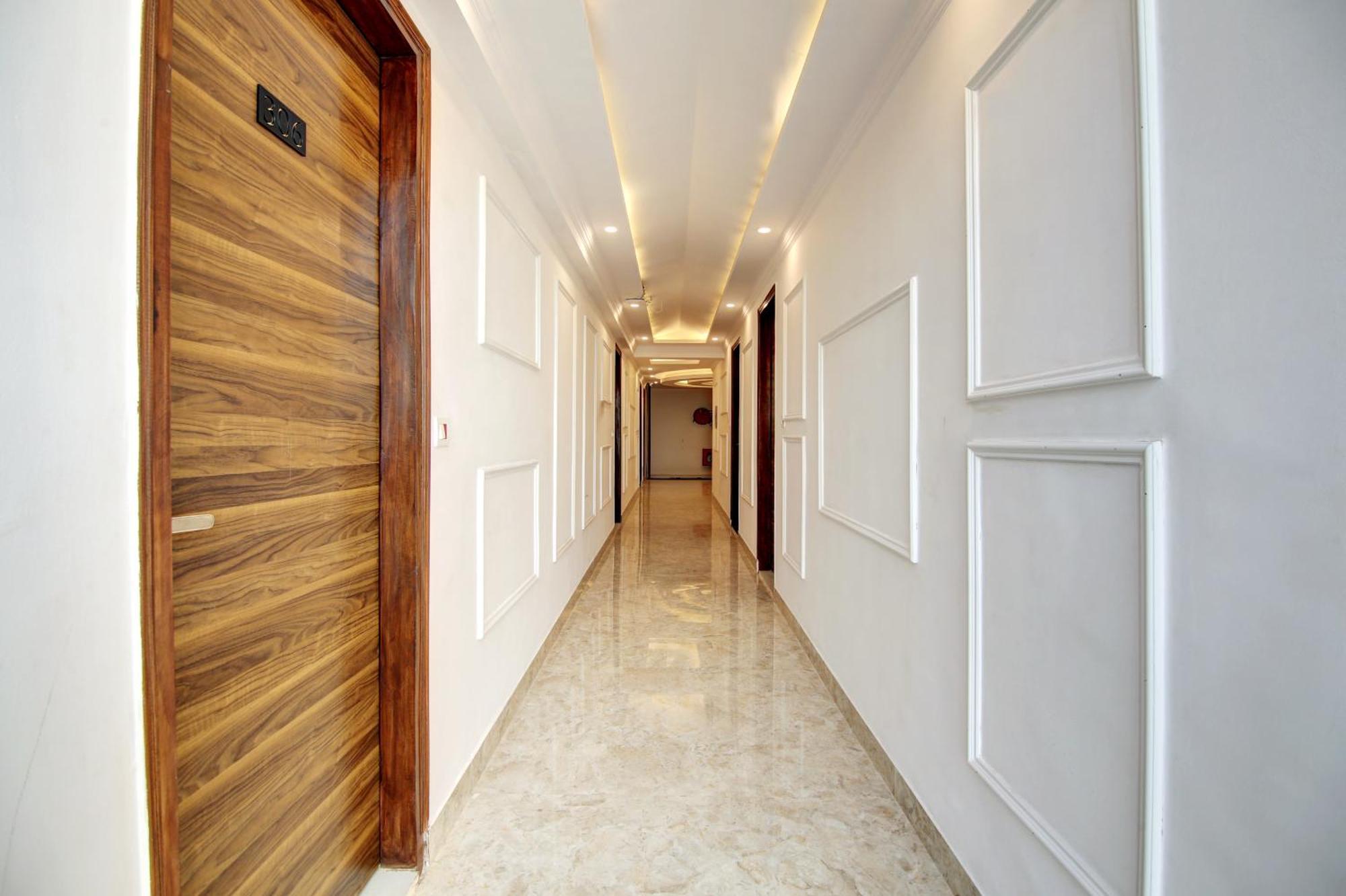 Hotel The Emporio Grand Near Vaishali Metro Station Ghaziabad Eksteriør bilde