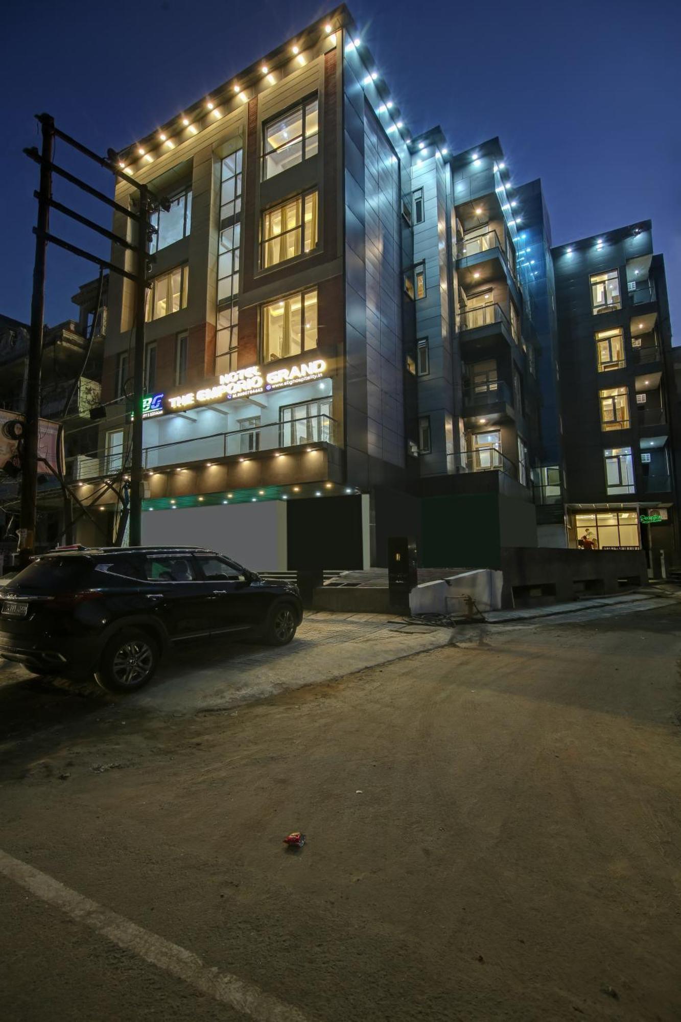Hotel The Emporio Grand Near Vaishali Metro Station Ghaziabad Eksteriør bilde