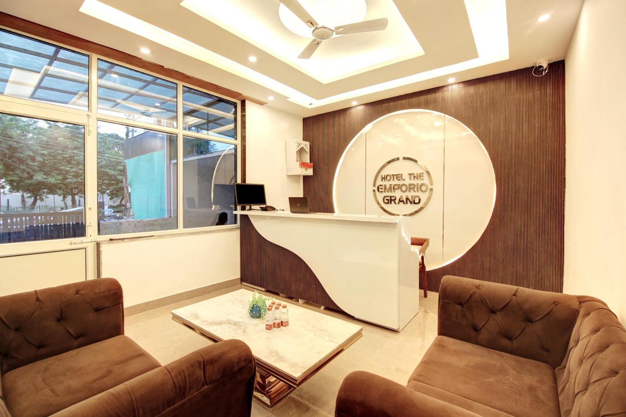 Hotel The Emporio Grand Near Vaishali Metro Station Ghaziabad Eksteriør bilde
