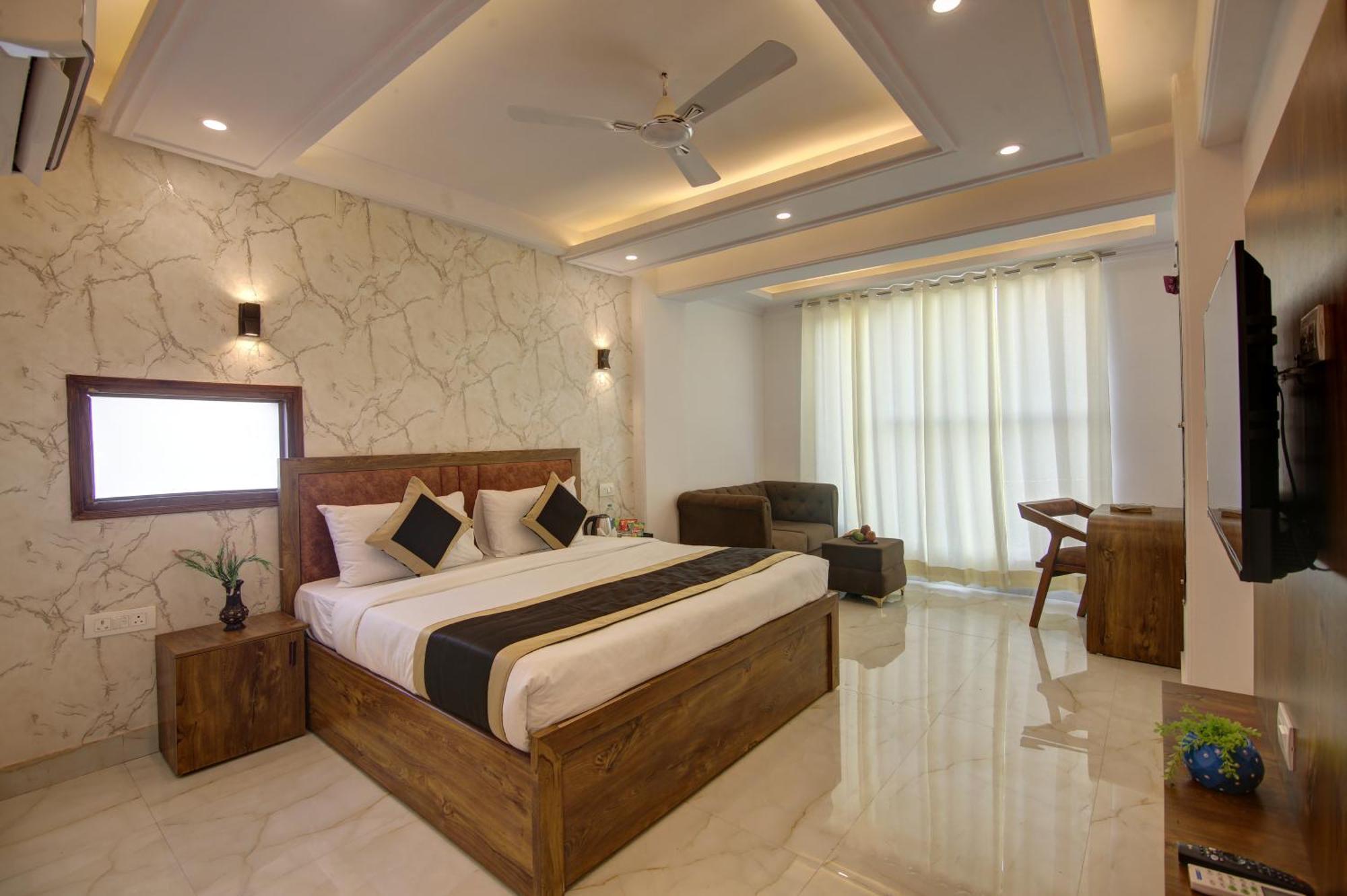 Hotel The Emporio Grand Near Vaishali Metro Station Ghaziabad Eksteriør bilde